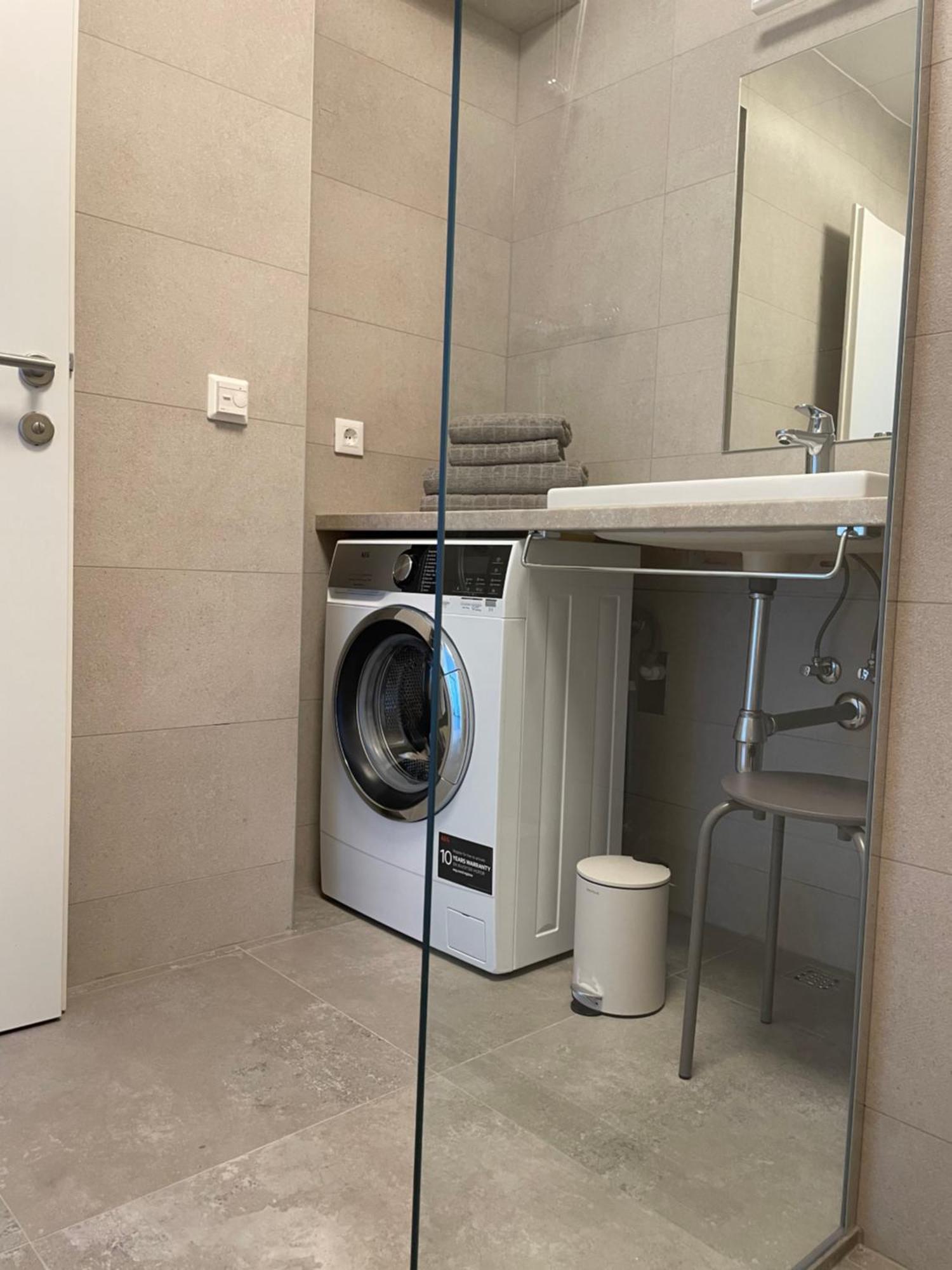 Sandra Apartments Makarska Eksteriør bilde